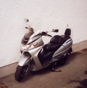 suzuki burgman 250